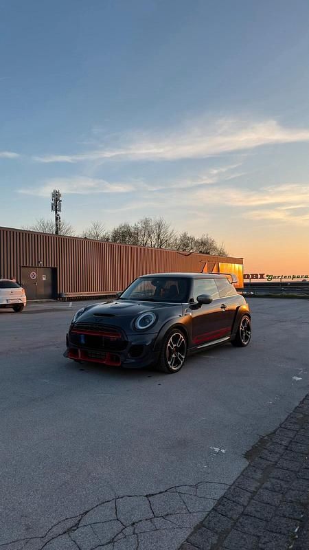 Gebraucht Mini John Cooper Works 306 PS (225 kW) 2020 Grau Kleinwagen