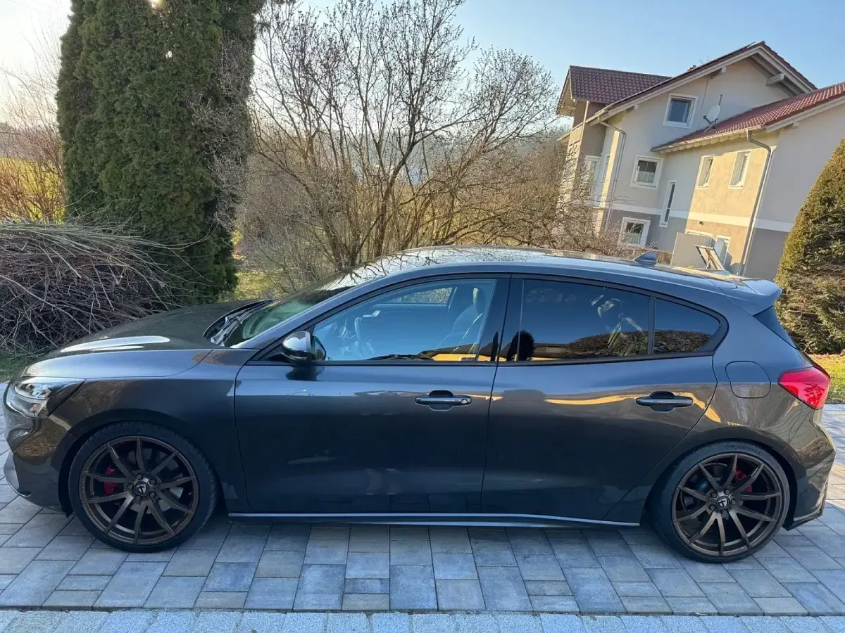 Brugt Ford Focus ST 280 HK (205 kW) 2019 Grå Sedan