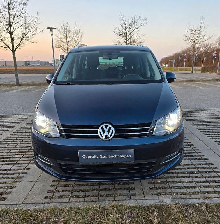 Gebraucht VW Sharan Highline 177 PS (130 kW) 2014 Blau Van / Kleinbus