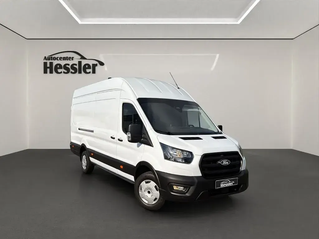 Gebraucht Ford Transit 131 PS (96 kW) 2024 Weiß Van