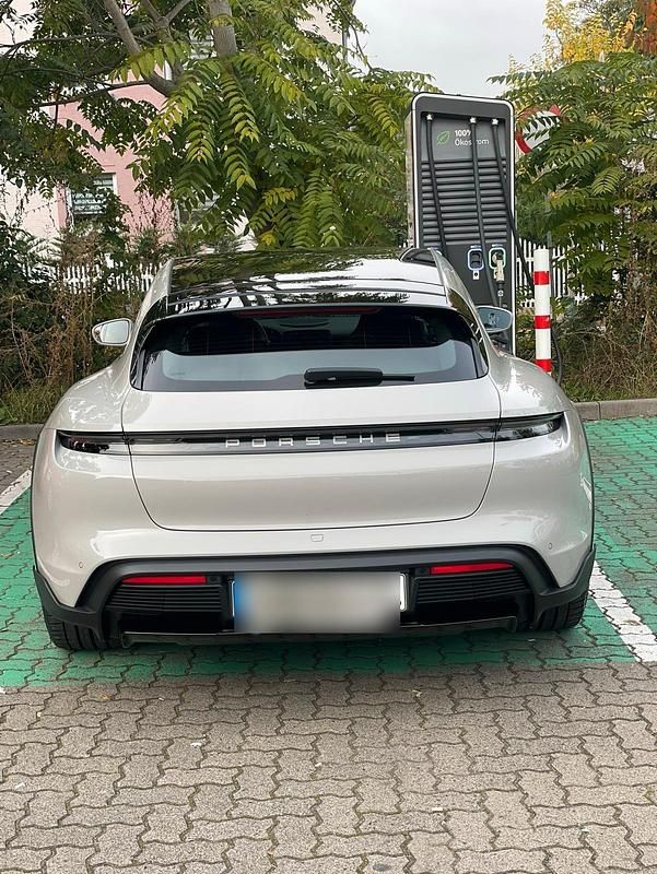 Gebraucht Porsche Taycan 419 kW (571 PS) 2021 Grau Kombi