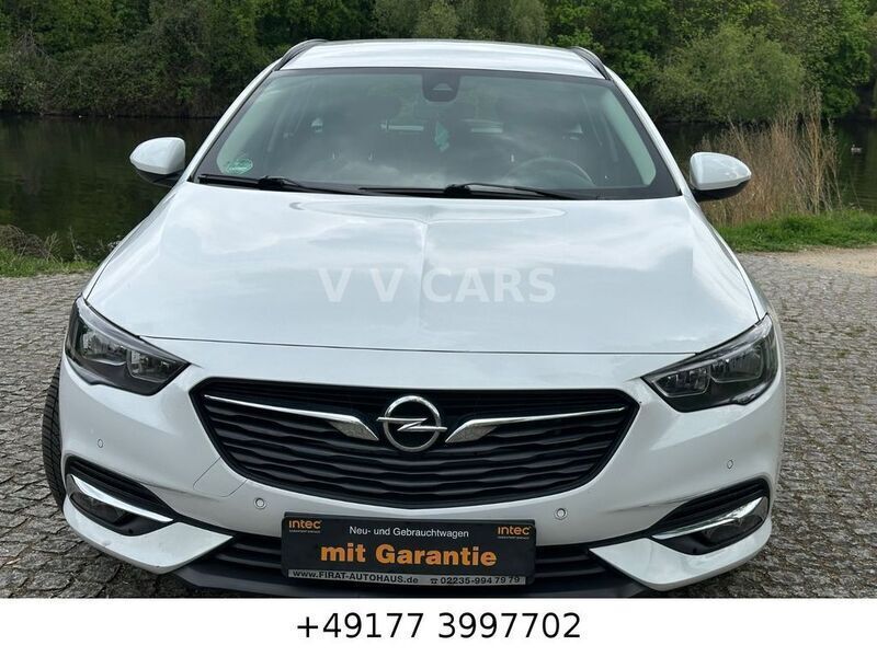 Weiß Gebraucht 2019 Opel Insignia Kombi | 10.835 € (Superpreis) - Bild 1/4