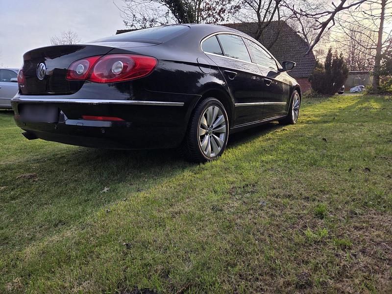 Gebraucht VW Passat 140 PS (102 kW) 2009 Schwarz Limousine