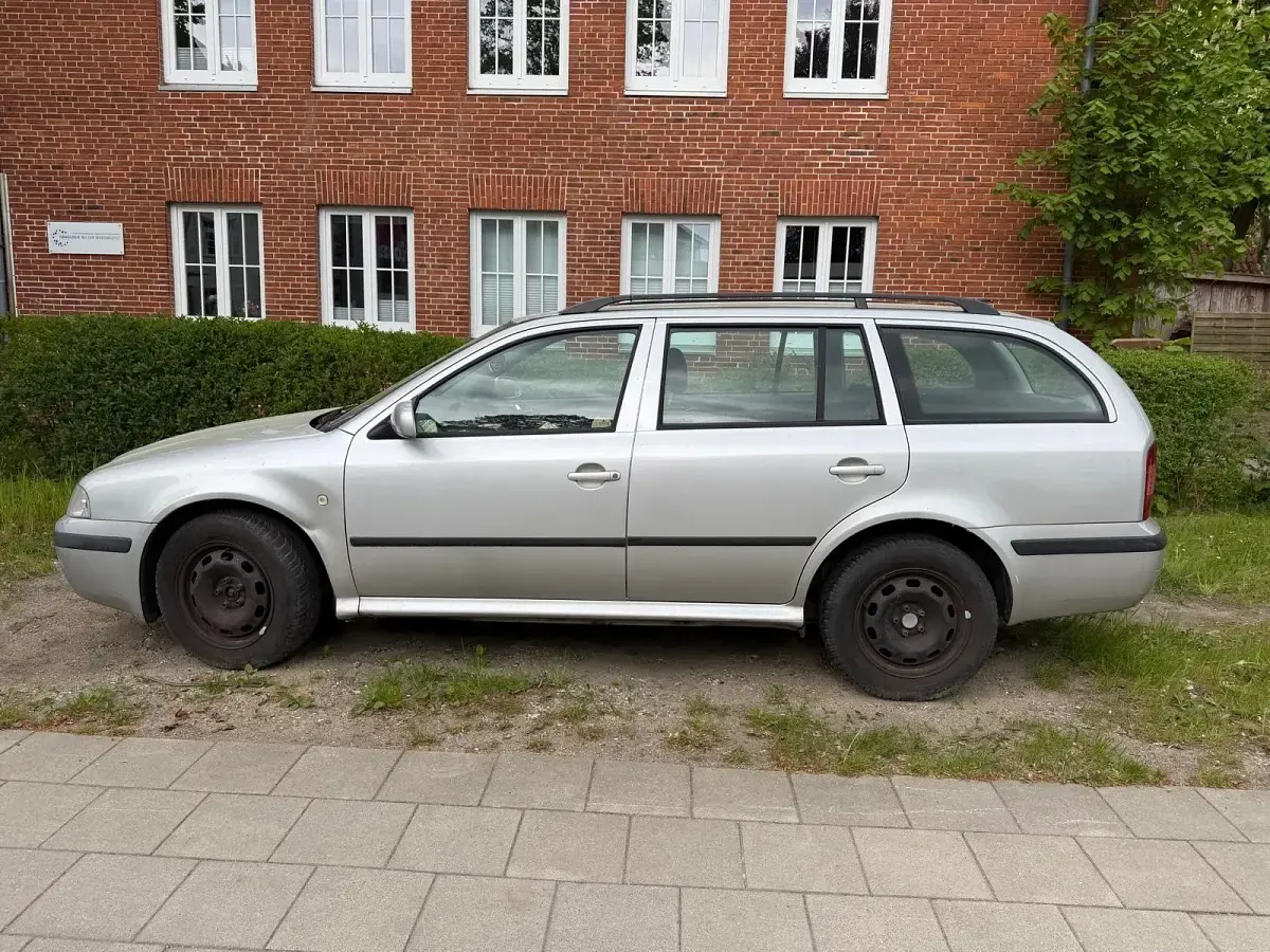 Gebraucht Skoda Octavia 100 PS (73 kW) 2007 Silber Kombi