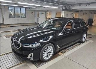 Schwarz Gebraucht 2022 BMW 530 Performance Limousine | 33.799 € (Superpreis) - Bild 1/4