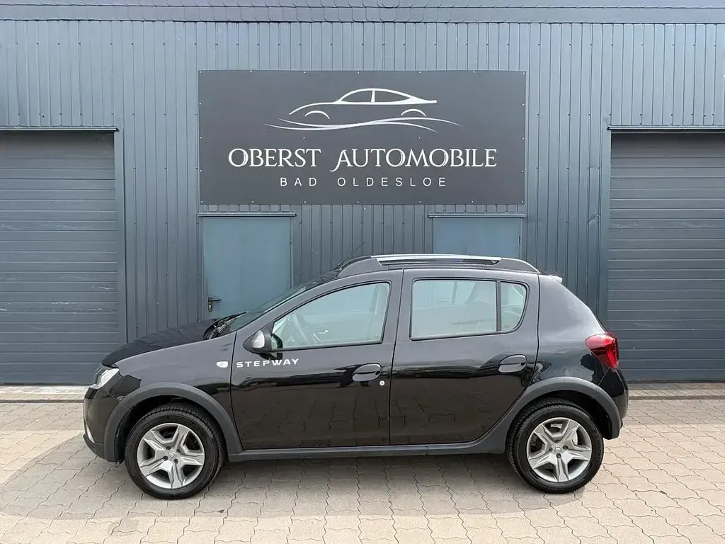 Gebraucht Dacia Sandero Stepway 90 PS (66 kW) 2019 Schwarz Limousine