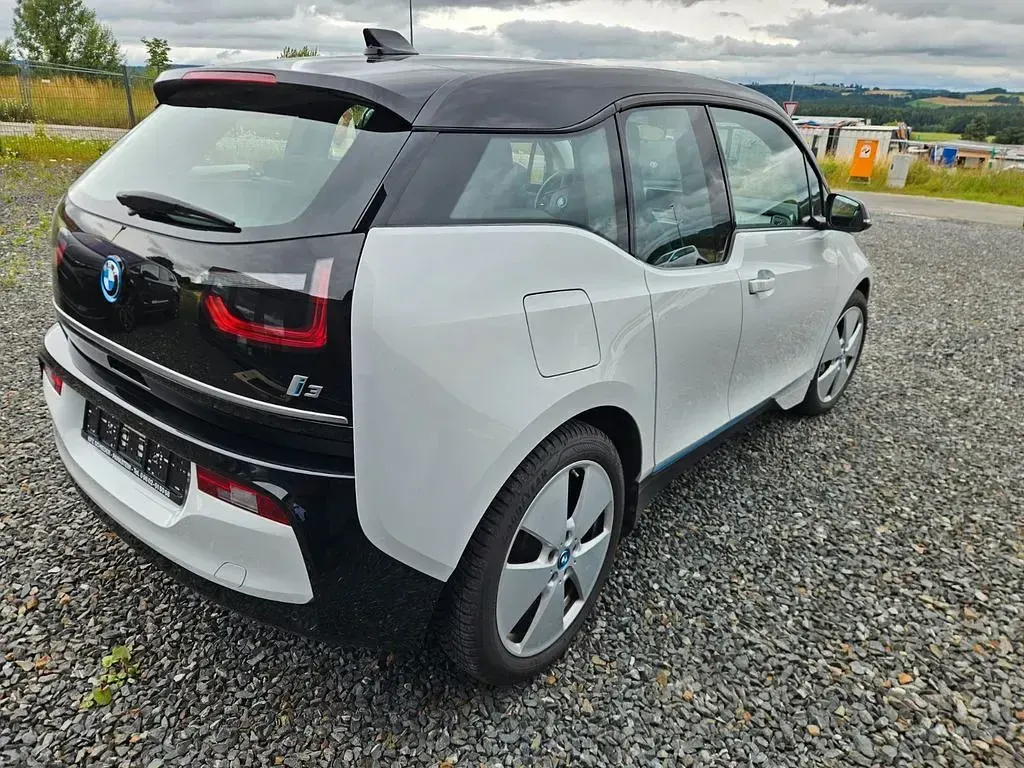 Gebraucht BMW i3 125 kW (170 PS) 2022 Weiß Kleinwagen