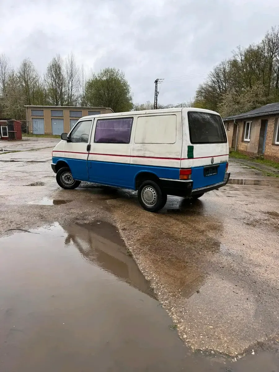 Gebraucht VW Transporter 68 PS (50 kW) 1996 Blau Van