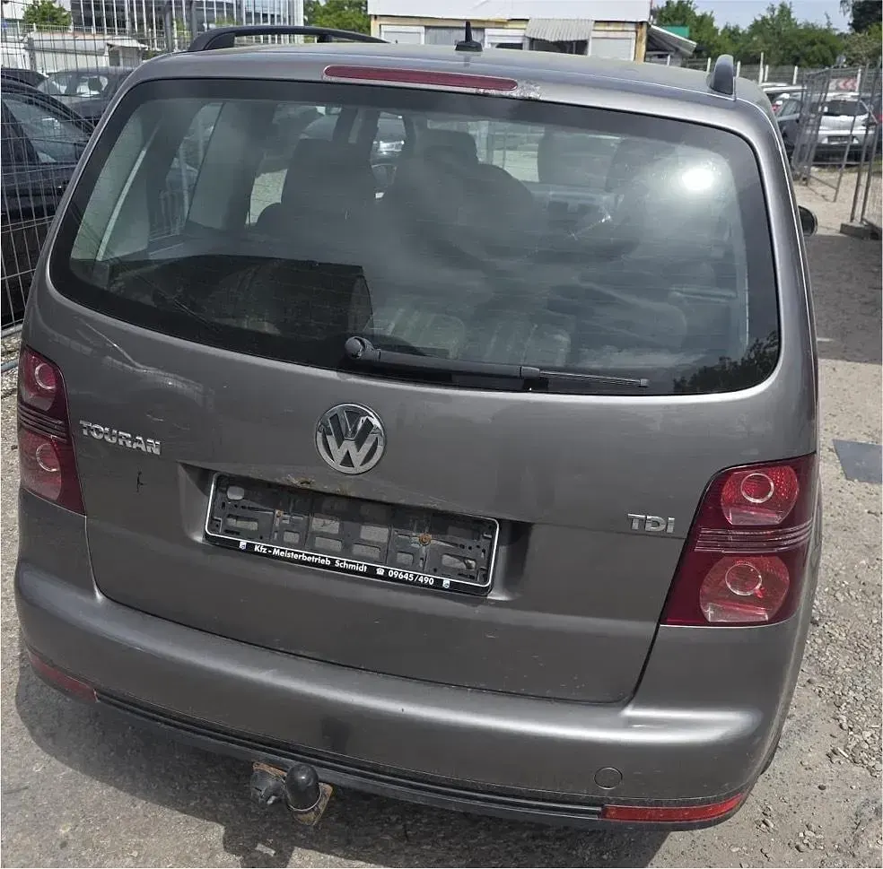 Gebraucht VW Touran 105 PS (77 kW) 2008 Grau Van / Kleinbus