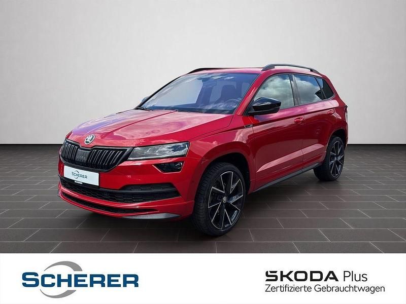 Velvetrot premium metallic (metallic) Gebraucht 2022 Skoda Karoq SportLine SUV | 22.990 € (Fairer Preis) - Bild 1/4