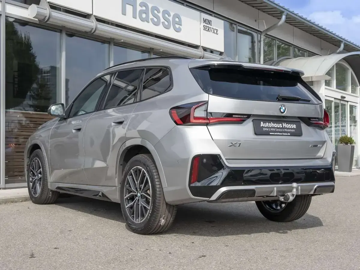 Gebraucht BMW X1 M Sport 136 PS (100 kW) 2025 Silber SUV