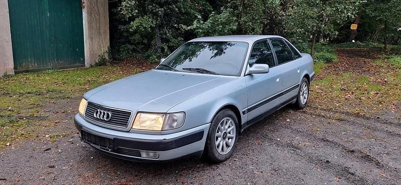 Blau Gebraucht 1991 Audi 100 Sport Limousine | 4.450 € - Bild 1/4