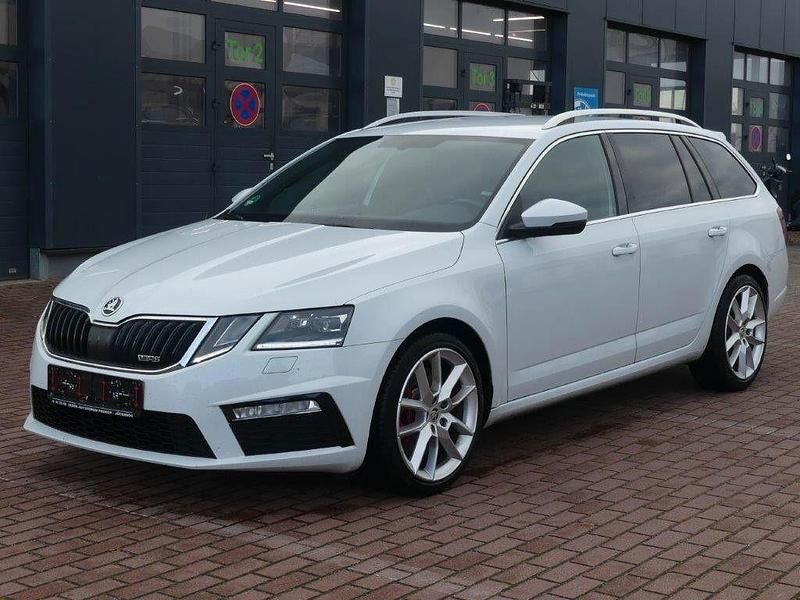 Moon weiß perleffekt Gebraucht 2018 Skoda Octavia RS Kombi | 19.200 € (Fairer Preis) - Bild 1/4