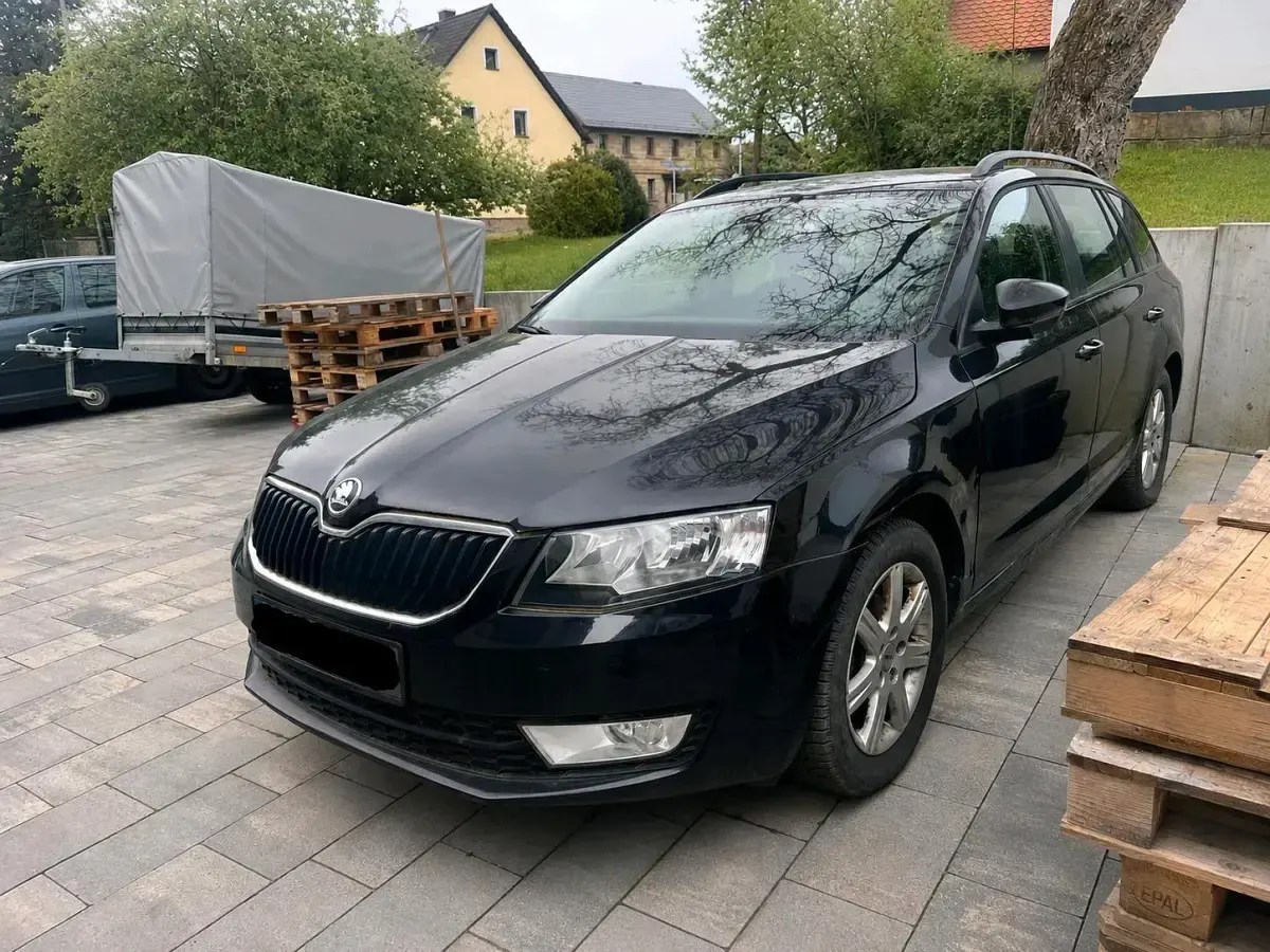 Gebraucht Skoda Octavia 102 PS (75 kW) 2014 Schwarz Kombi