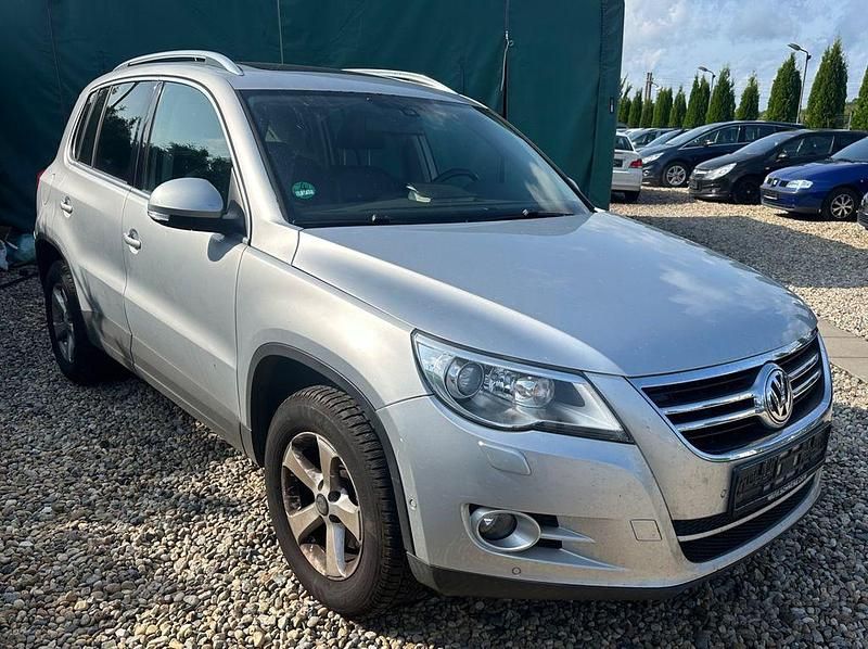 Silber Gebraucht 2009 VW Tiguan SUV | 3.990 € (Superpreis) - Bild 1/4