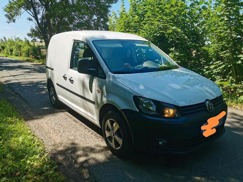 Weiß Gebraucht 2013 VW Caddy Van / Kleinbus | 4.250 € (Fairer Preis) - Bild 1/4