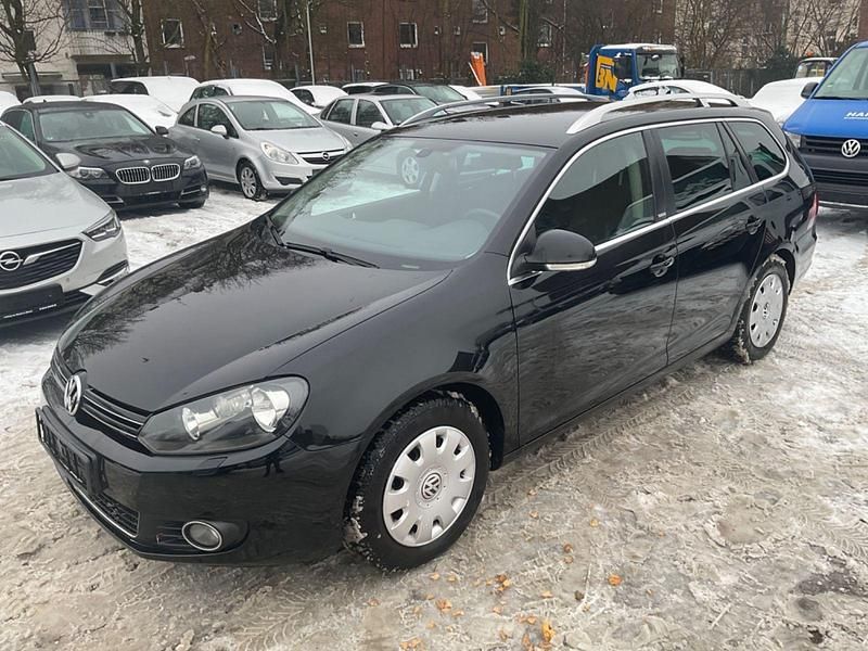Gebraucht VW Golf VI Style 105 PS (77 kW) 2011 Schwarz Kleinwagen