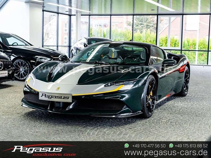 Gebraucht Ferrari SF90 1001 PS (736 kW) 2024 Grün Coupé