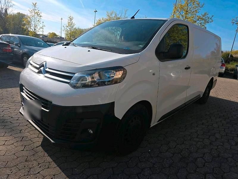 Gebraucht Citroën Jumpy 122 PS (89 kW) 2018 Weiß Van / Kleinbus