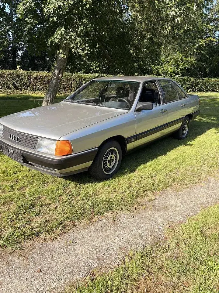 Gebraucht Audi 100 90 PS (66 kW) 1985 Limousine