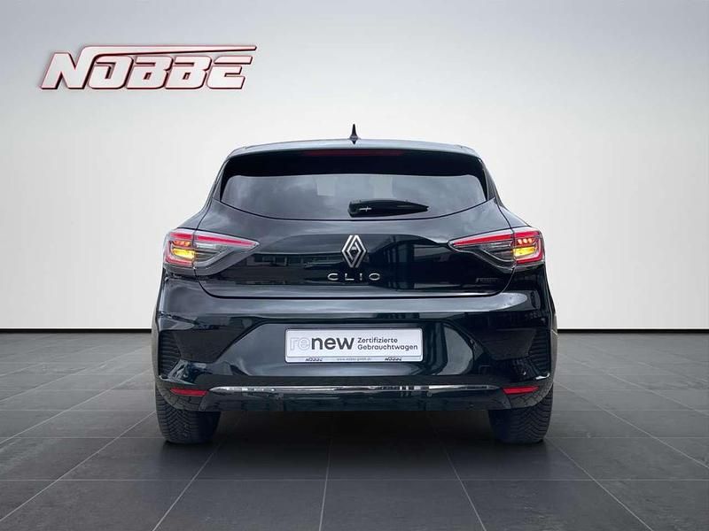 Gebraucht Renault Clio V Techno 143 PS (105 kW) 2024 Black pearlschwarz metallic Kleinwagen