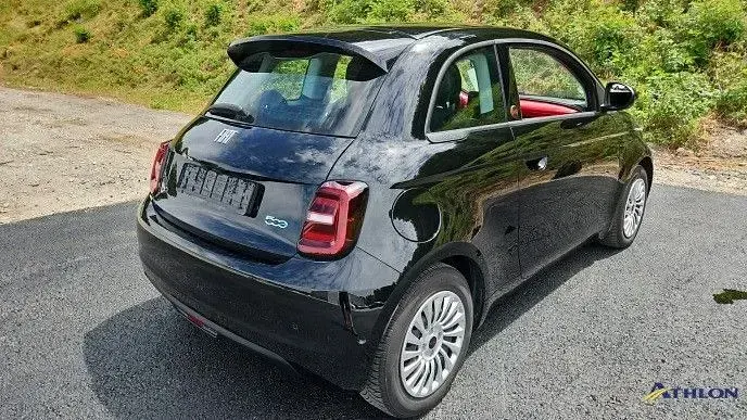 Gebraucht Fiat 500e Red 69 kW (95 PS) 2025 Schwarz Kleinwagen