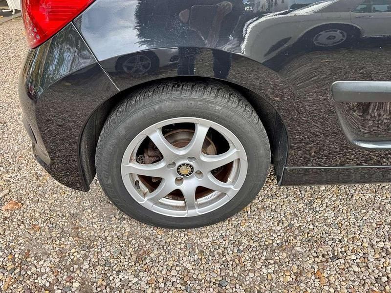 Gebraucht Peugeot 207 CC 120 PS (88 kW) 2008 Schwarz Cabrio