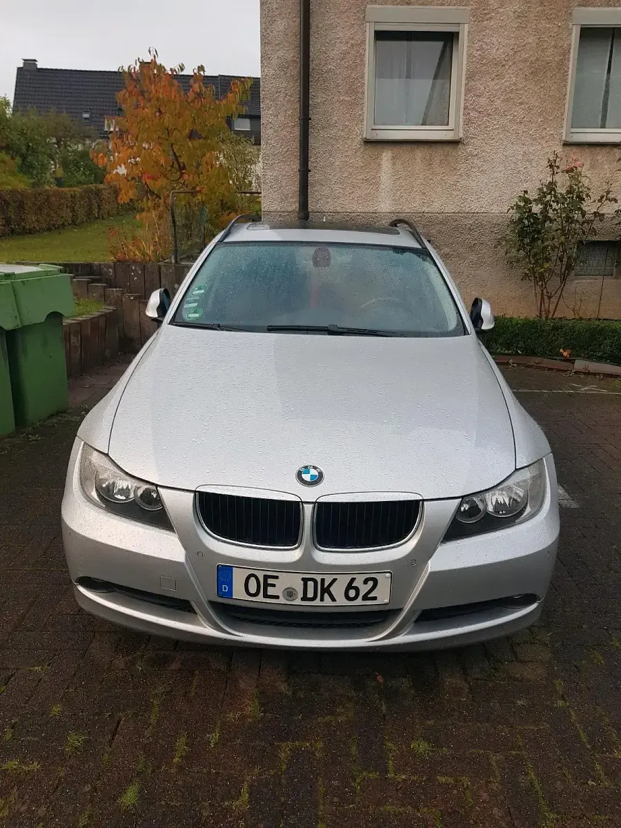 Gebraucht BMW 320 150 PS (110 kW) 2006 Silber Kombi