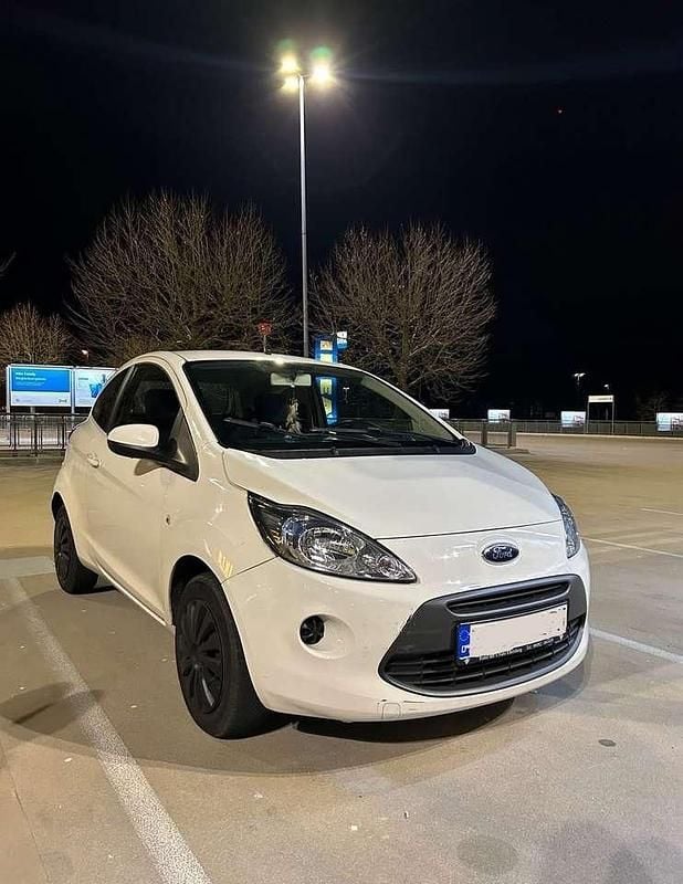 Weiß Gebraucht 2012 Ford Ka Kleinwagen | 1.700 € (Guter Preis) - Bild 1/4