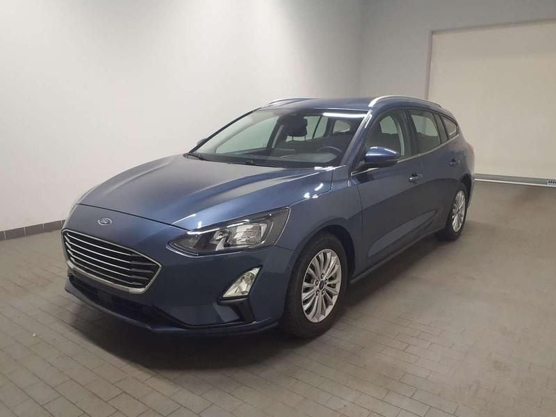 Chromablau metallic Gebraucht 2021 Ford Focus Titanium Kombi | 13.900 € (Superpreis) - Bild 1/4