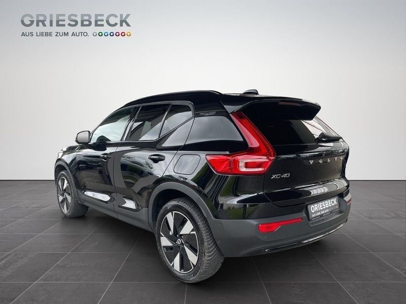 Gebraucht Volvo C40 300 kW (408 PS) 2023 Onyx black / metallic SUV
