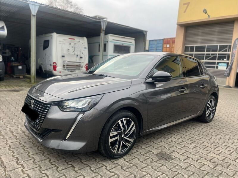 Grau Gebraucht 2022 Peugeot 208 Allure Kleinwagen | 12.990 € (Superpreis) - Bild 1/4