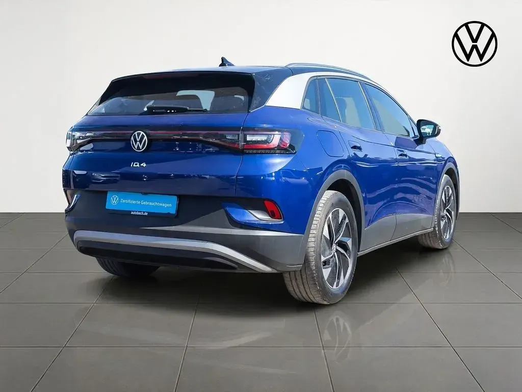 Gebraucht VW ID.4 Pro Performance 150 kW (204 PS) 2023 Blue dusk metallic/schwarz SUV