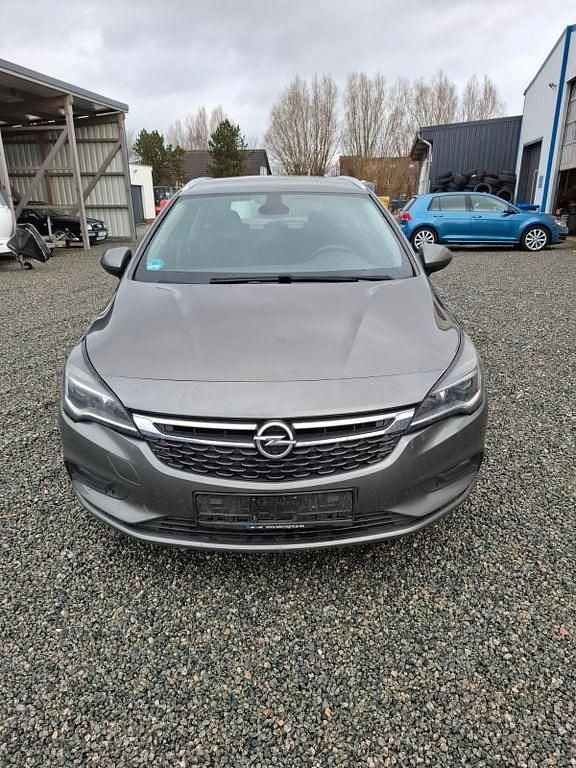 Gebraucht Opel Astra 110 PS (80 kW) 2018 Grau Kombi