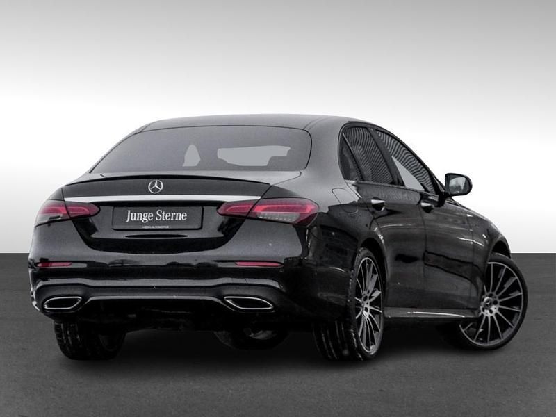 Gebraucht Mercedes E400 AMG 340 PS (250 kW) 2022 Schwarz Limousine