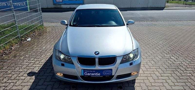 Gebraucht BMW 320 150 PS (110 kW) 2006 Silber Limousine