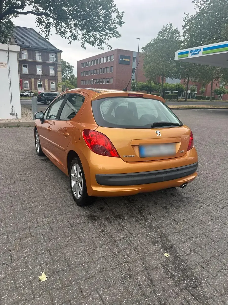 Gebraucht Peugeot 207 120 PS (88 kW) 2007 Orange Limousine