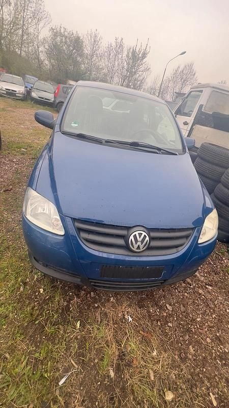 Gebraucht VW Fox 54 PS (39 kW) 2006 Blau Kleinwagen