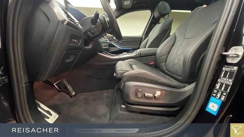 Gebraucht BMW X5 M Sport 530 PS (389 kW) 2024 Saphirschwarz SUV