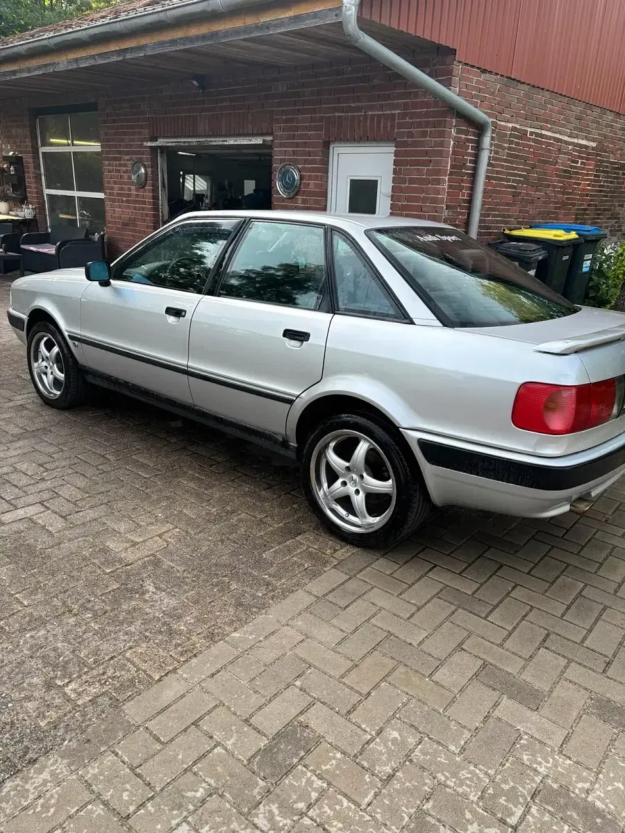 Gebraucht Audi 80 116 PS (85 kW) 1993 Limousine