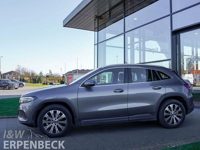 Gebraucht Mercedes EQA250 Progressive 139 kW (190 PS) 2023 Mountaingrau SUV