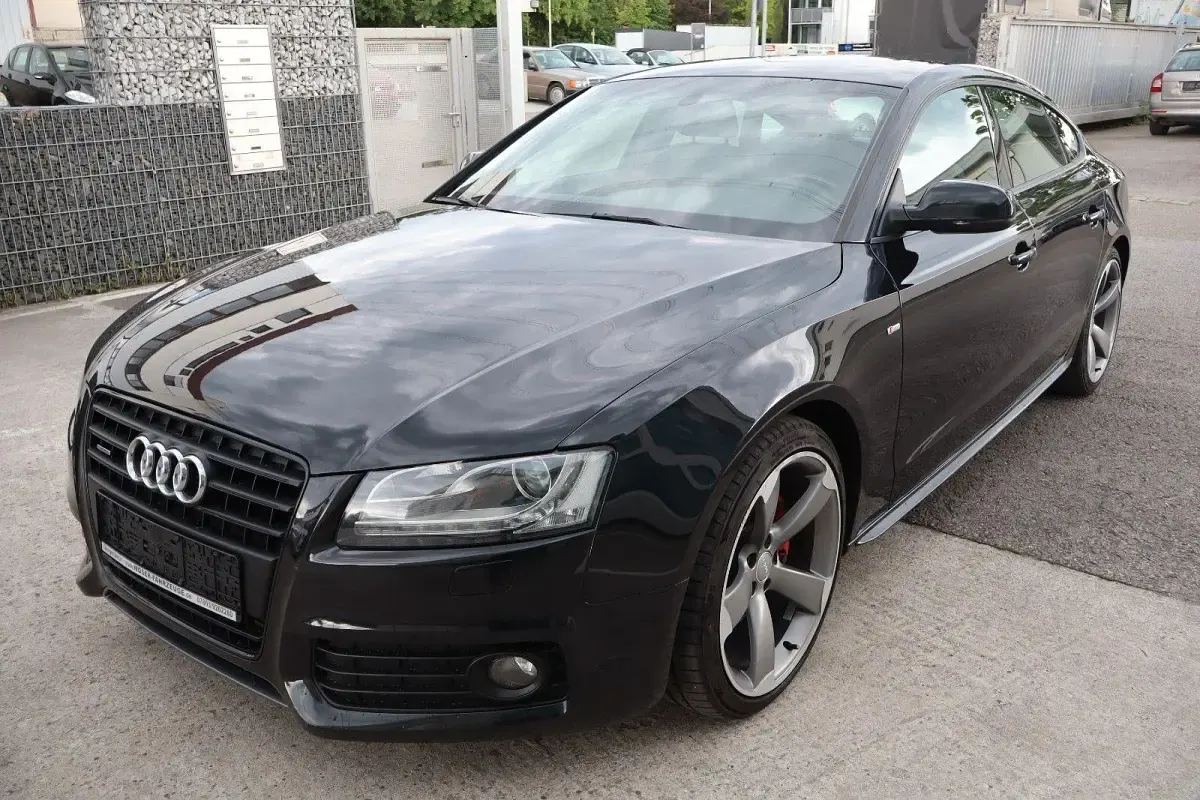Gebraucht Audi A5 Ambiente 211 PS (155 kW) 2011 Schwarz Coupé