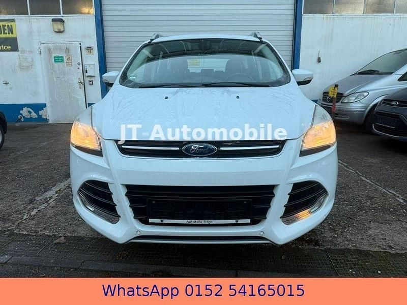 Gebraucht Ford Kuga Titanium 182 PS (133 kW) 2013 Weiß SUV