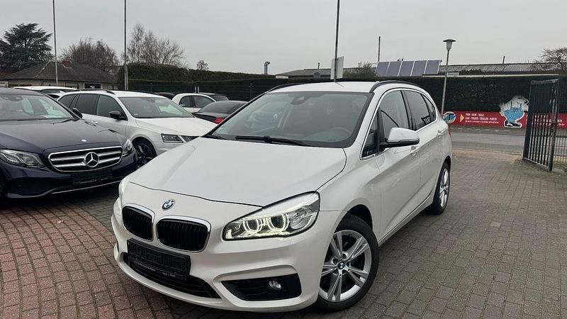 Gebraucht BMW 220 Active Tourer M Sport 192 PS (141 kW) 2016 Mineralweiss Van / Kleinbus