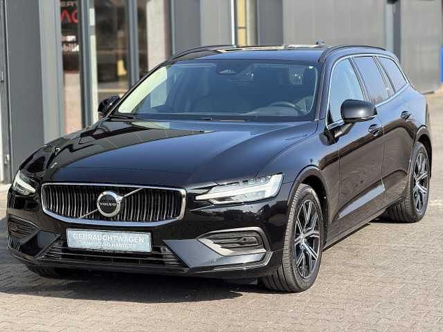 Gebraucht Volvo V60 145 PS (106 kW) 2024 Kombi