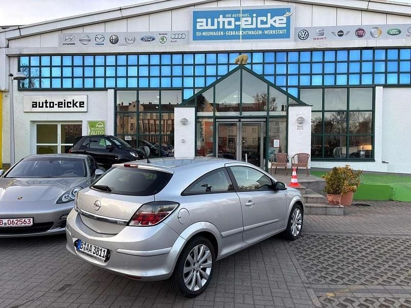 Gebraucht Opel Astra GTC 105 PS (77 kW) 2005 Silber Limousine