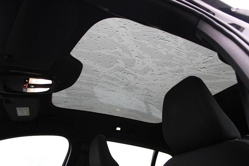 Gebraucht Volvo C40 Core 169 kW (231 PS) 2023 Schwarz SUV