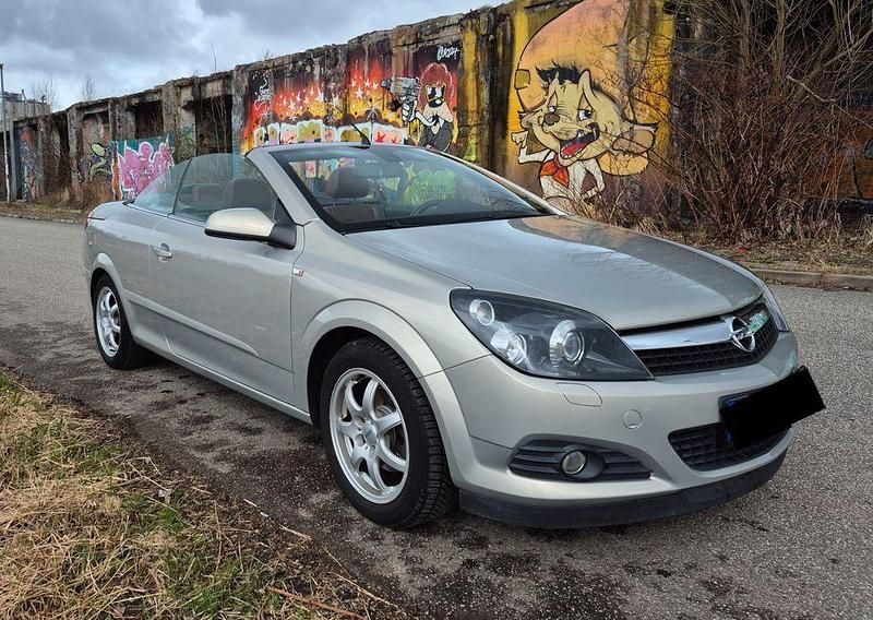 Gebraucht Opel Astra Cabriolet 140 PS (102 kW) 2008 Grau Cabrio