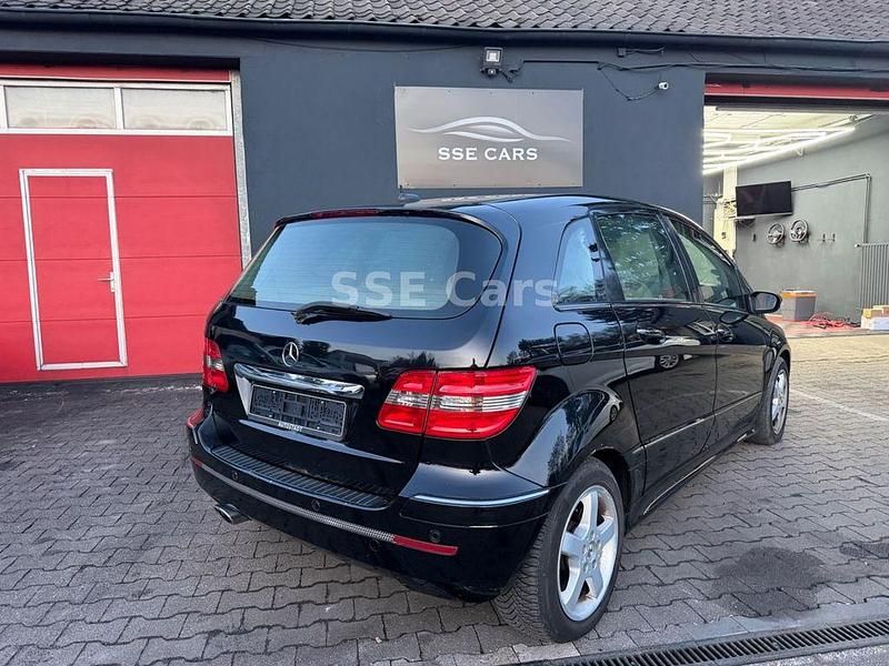 Gebraucht Mercedes B200 140 PS (102 kW) 2005 Schwarz Van / Kleinbus