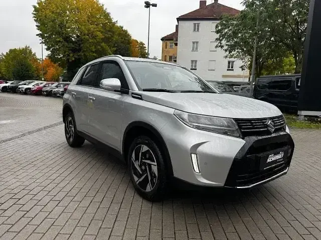Gebraucht Suzuki Vitara Comfort+ 110 PS (80 kW) 2026 Silber SUV